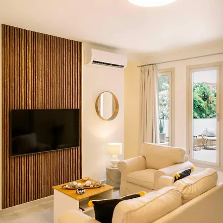 Icarus & Hermes Luxury Appartement
